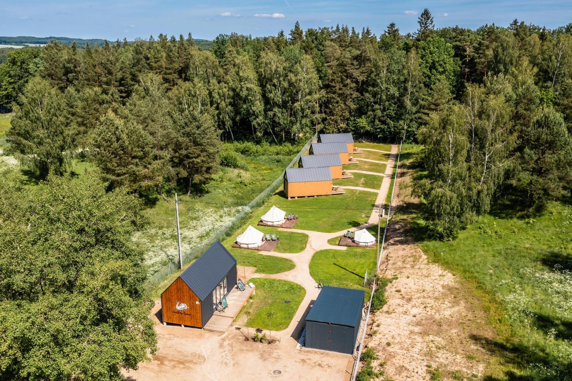 Вілла Gulbity Camp Екстер'єр фото